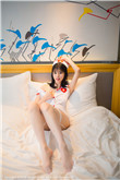 年轻的女教师中文字幕4